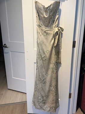 V. Chapman Strapless Floral Cecilia Dress in Sage Tapestry